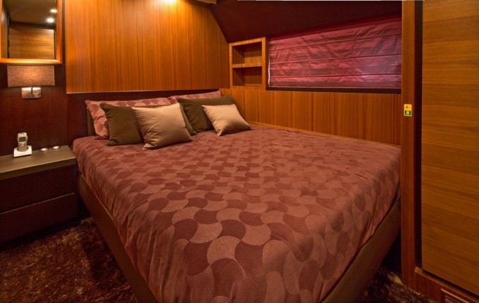 Motor yacht BLOOMS -  VIP Cabin